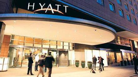 Ein Investor aus dem arabischen Emeriat Katar hat das Grand Hyatt am Potsdamer Platz gekauft.