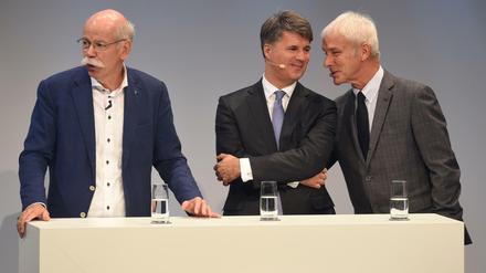 Daimler-Chef Dieter Zetsche, BMW-Chef Harald Krüger und Matthias Müller, Chef bei VW, auf einem Archivbild.