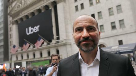 Uber-CEO Dara Khosrowshahi vor der New Yorker Börse.