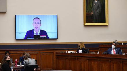 Die Chefs der Tech-Konzerne Amazon, Apple, Google und Facebook bei der Kongressanhörung in Washington.