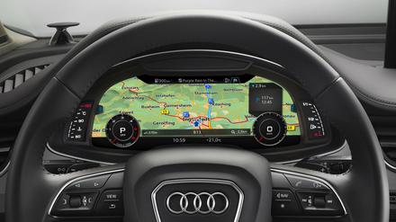 Eine Karte beruhend auf den Daten von Here in einem Cockpit eines Audi Q7.