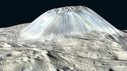Ahuna Mons war der zuerst entdeckte Eisvulkan auf dem Zwergplaneten Ceres.