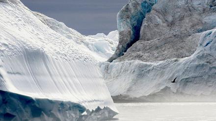 Wechselwirkung. Tauendes Grönlandeis bremst Atlantikströmungen.